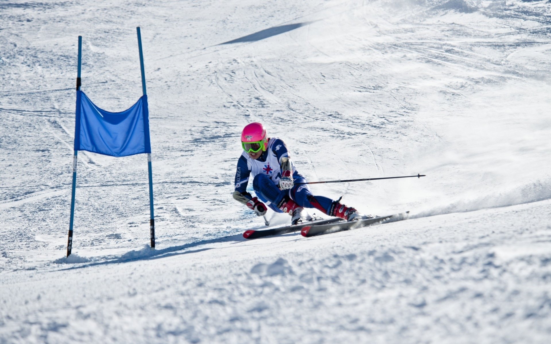 开云体育足球-闪电战！巴萨开场5分钟狂轰2球，曼联防线形同虚设成笑柄，闪电战！巴萨5分钟2球打爆曼联，防线梦游成最大笑柄